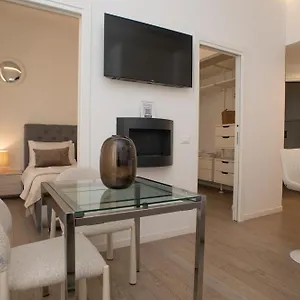 Maison B Milan